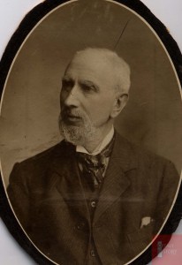 6 030400 John Wright, Birr.