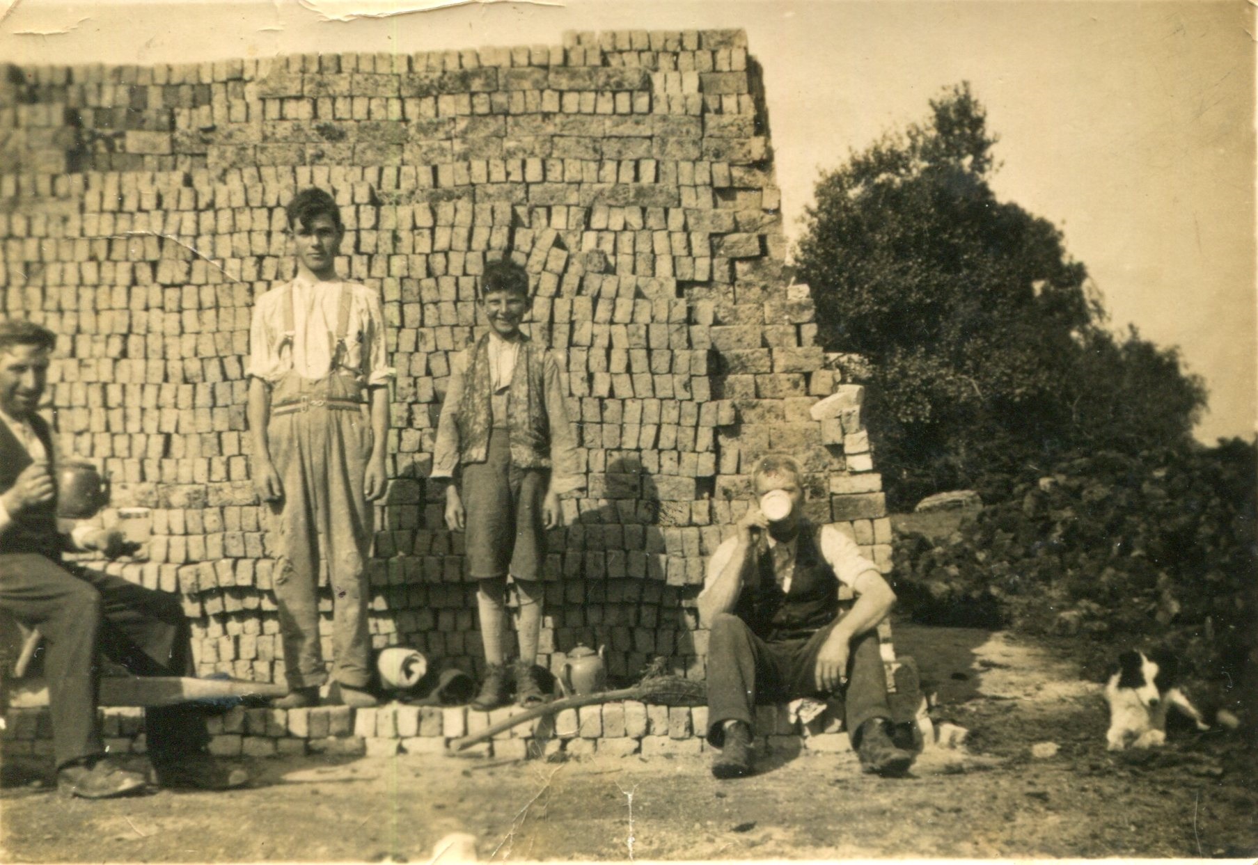 3.Brick labourers and kiln, Gillen (image - Maura Corcoran)