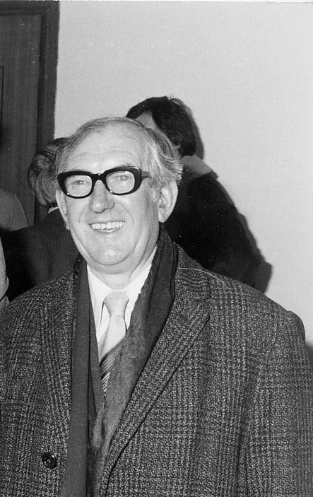 032672 Mr &amp; Mrs Power with M Byrne at launch a walk through Tullamore - Copy (2)