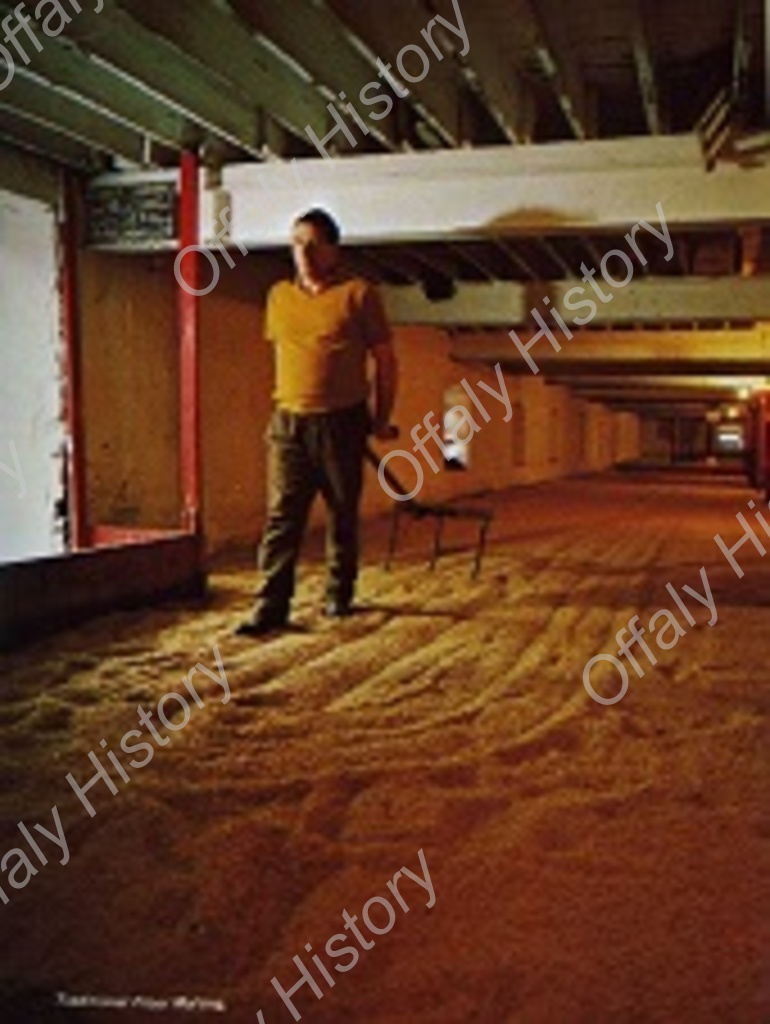 057262 Williams Traditional floor malting