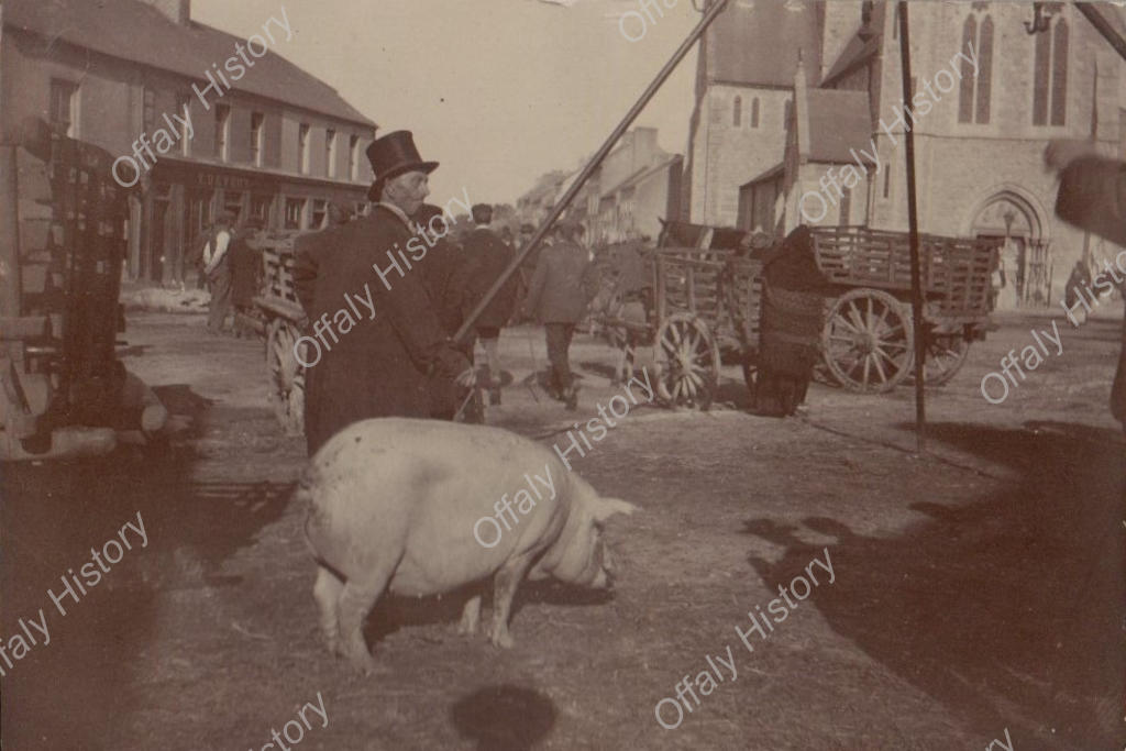 E10 - Clara Fair 1900