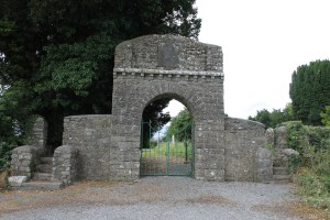 7. Entrance to Killaderry cemetery