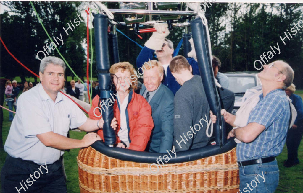 026088 phoenix festival 2001