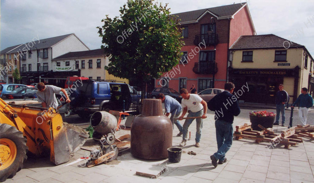 010 Distillery Monument, 1999